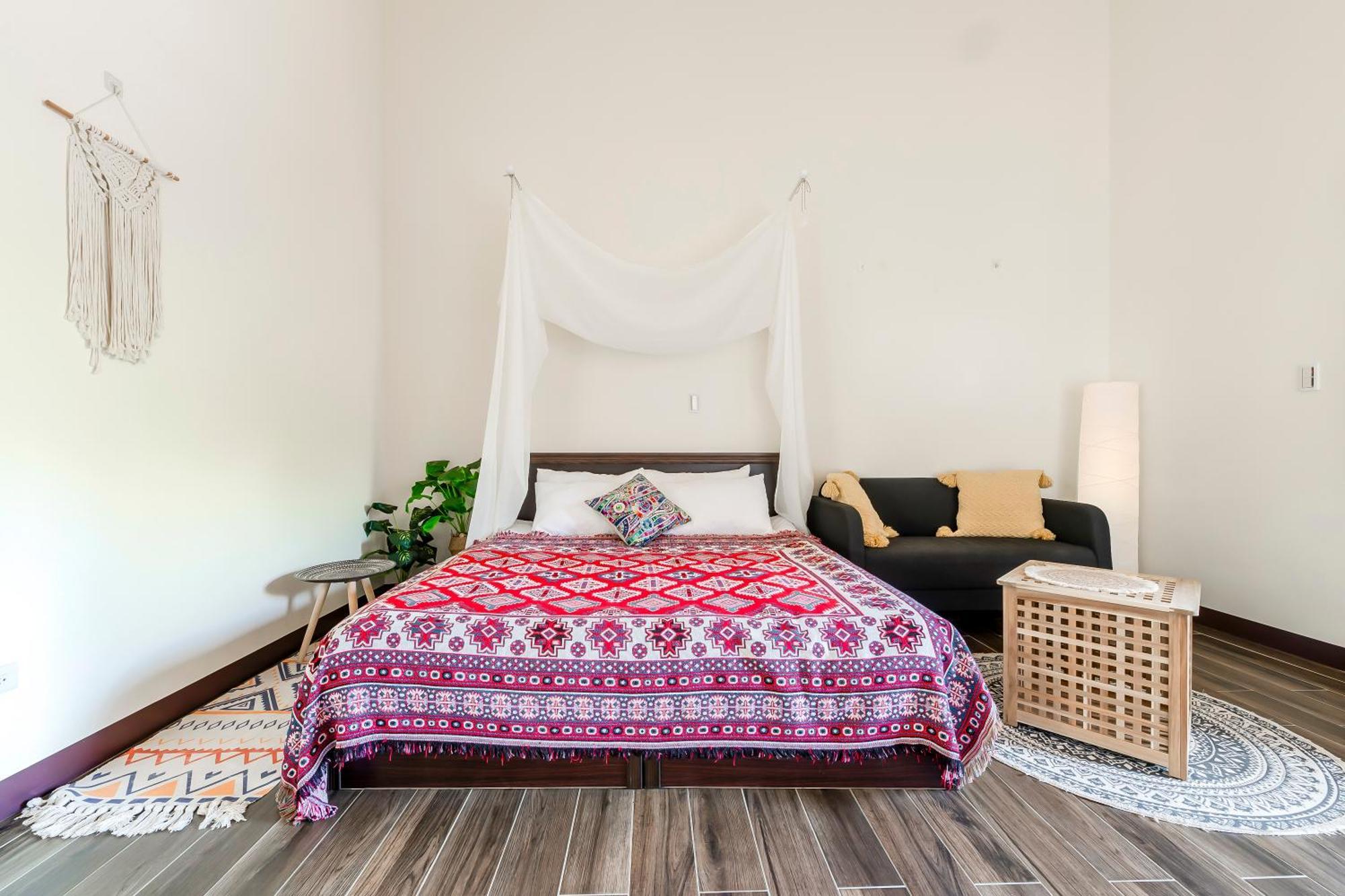 Pumori Guesthouse Пули Екстериор снимка